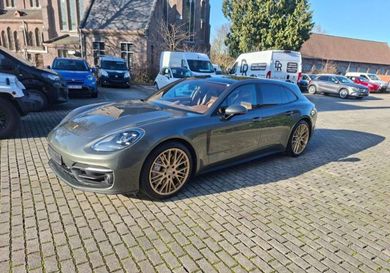 Porsche Panamera, 2023