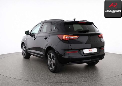 Opel Grandland X, 2024 3