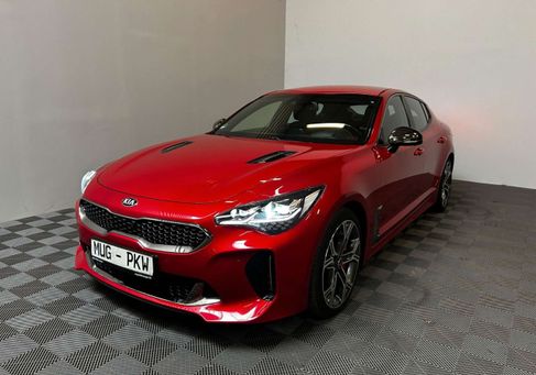 Kia Stinger, 2017