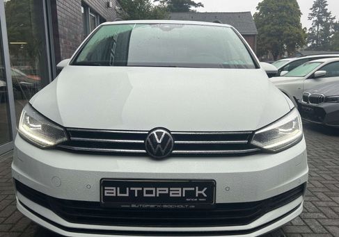 Volkswagen Touran, 2025 3