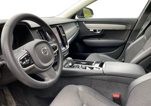 Volvo V90, 2023