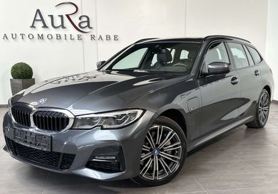 BMW 330, 2022