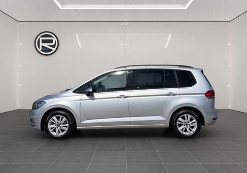 Volkswagen Touran, 2020 3