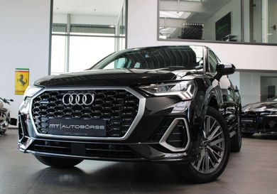 Audi Q3, 2022