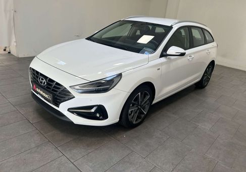 Hyundai i30, 2023 3