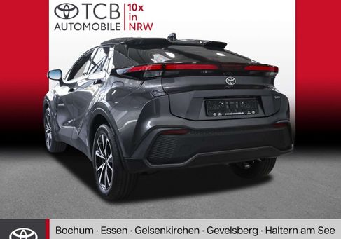 Toyota C-HR, 2025