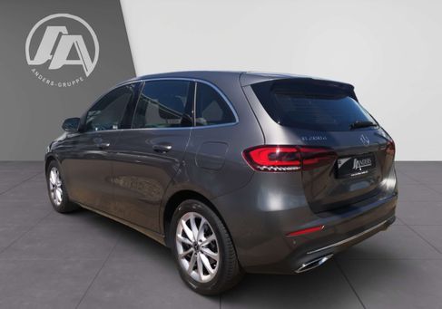 Mercedes-Benz B 200, 2019