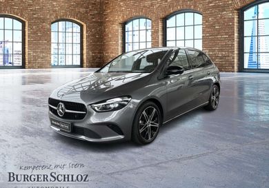Mercedes-Benz B 200, 2025