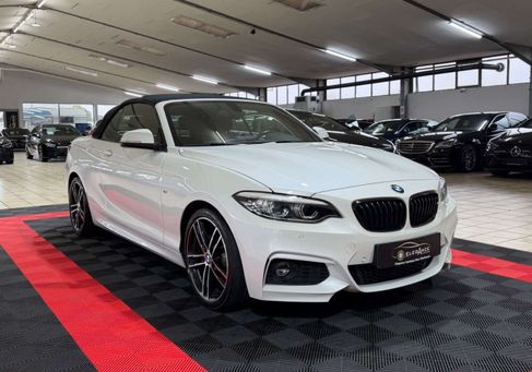 BMW 220, 2019 3