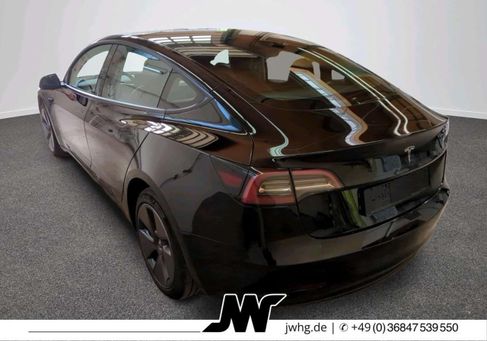 Tesla Model 3, 2023 3