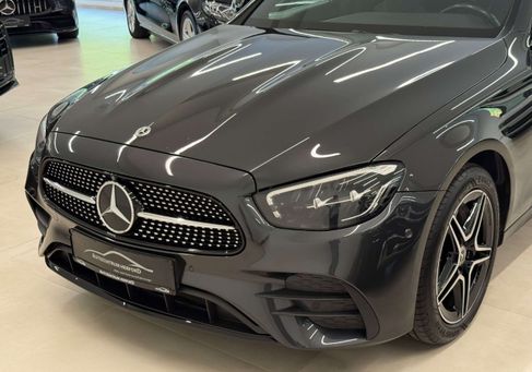 Mercedes-Benz E 300, 2022 3