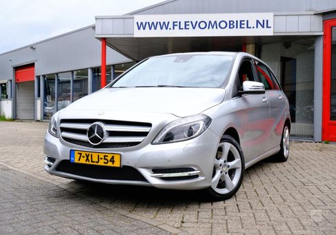 Mercedes-Benz B 200, 2014