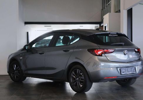 Opel Astra, 2021