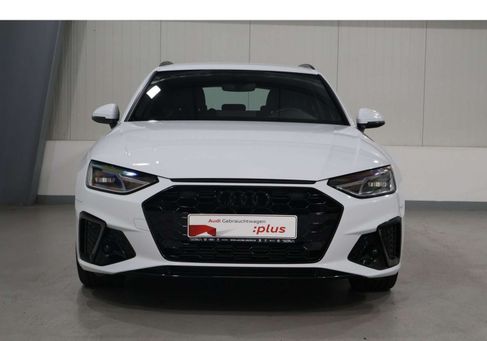 Audi A4, 2023