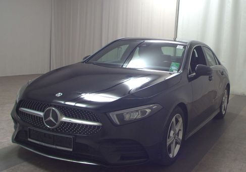 Mercedes-Benz A 200, 2022