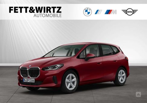 BMW 216, 2023