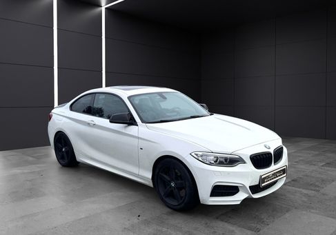 BMW M235, 2016