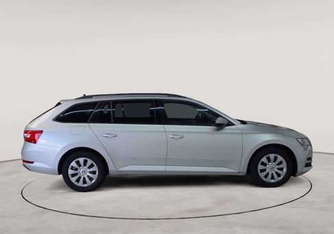 Skoda Superb, 2022