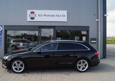 Audi A4, 2023