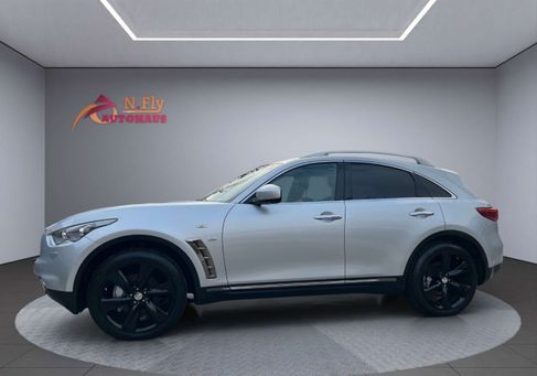 Infiniti QX70, 2017