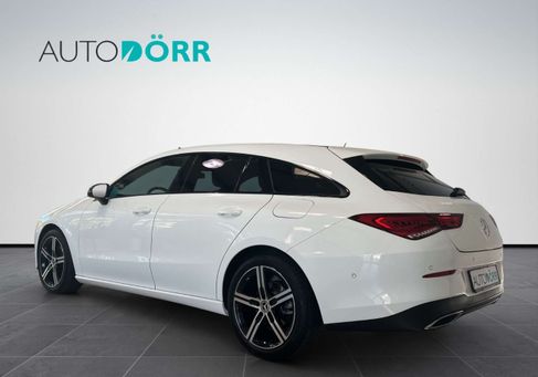 Mercedes-Benz CLA 200, 2023 3