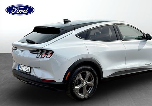 Ford Mustang Mach-E, 2021 2