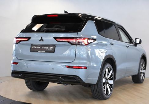 Mitsubishi Outlander, 2025 2