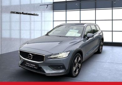 Volvo V60 Cross Country, 2023
