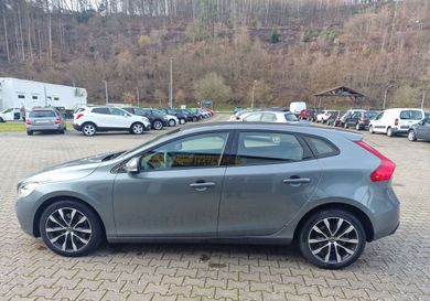 Volvo V40, 2019