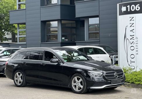 Mercedes-Benz E 200, 2021