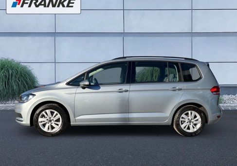 Volkswagen Touran, 2024 3