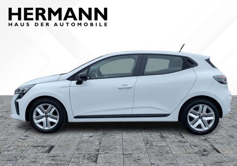 Renault Clio, 2024 3