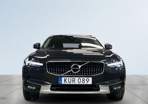 Volvo V90 Cross Country, 2018