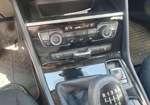 BMW 216, 2018