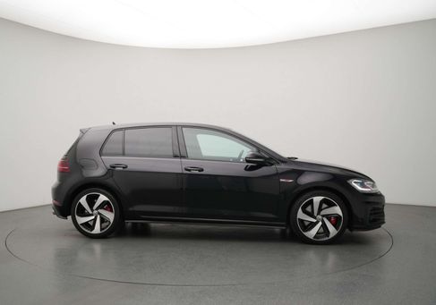 Volkswagen Golf, 2019 3