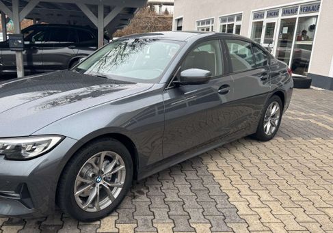 BMW 320, 2019