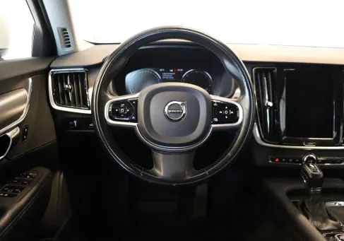 Volvo V90, 2020