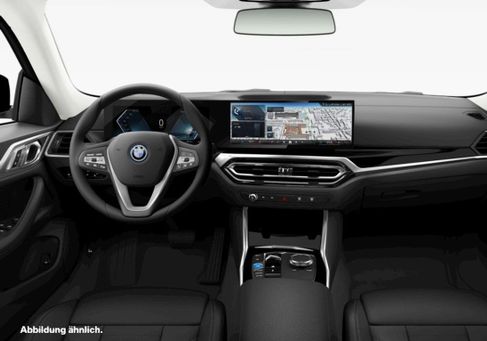 BMW i4, 2022