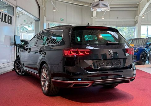 Volkswagen Passat, 2022