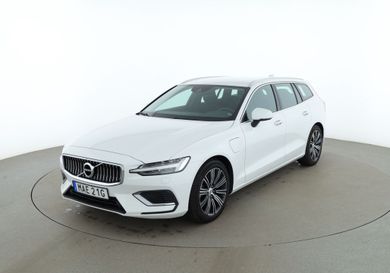 Volvo V60, 2022