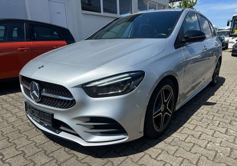 Mercedes-Benz B 180, 2021