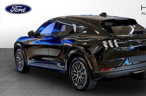 Ford Mustang Mach-E, 2026