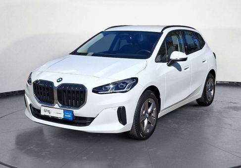 BMW 220, 2025 2