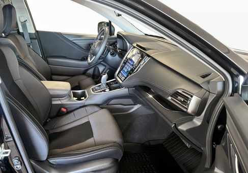 Subaru OUTBACK, 2025