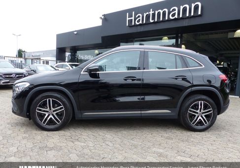 Mercedes-Benz GLA 200, 2020