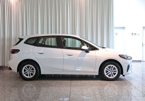 BMW 225, 2023