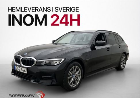 BMW 330, 2022