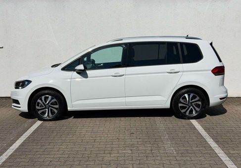 Volkswagen Touran, 2022 3