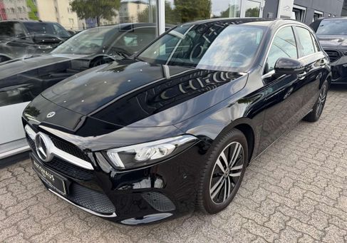 Mercedes-Benz A 250, 2023 3