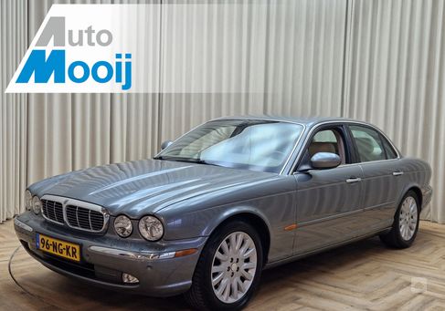 Jaguar XJ, 2003